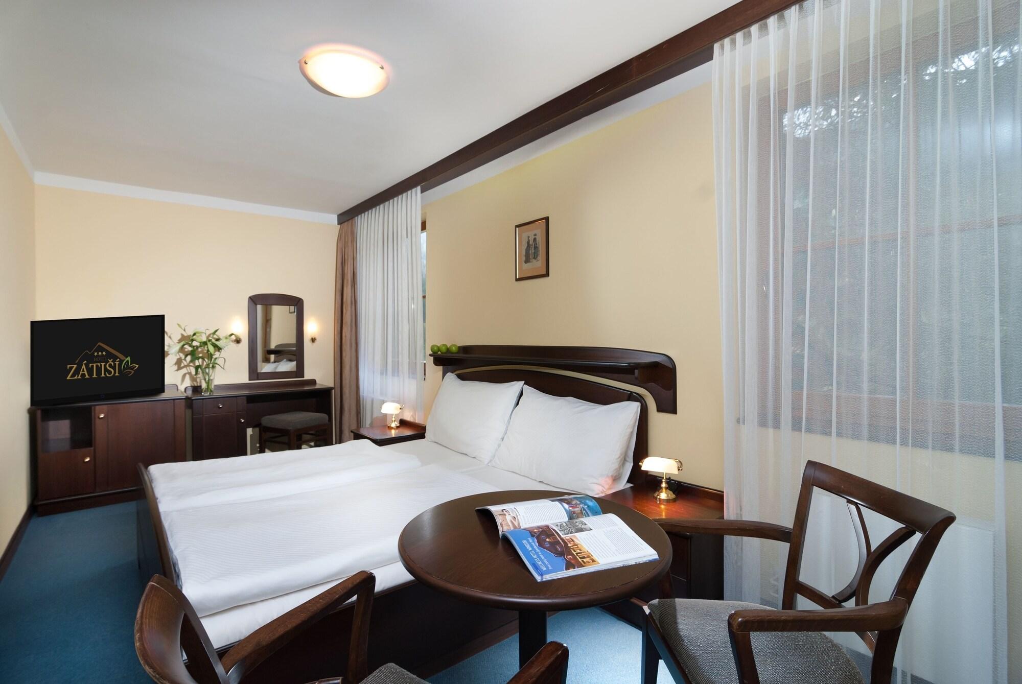 Hotel Zatisi Шпиндлерув-Млин Экстерьер фото