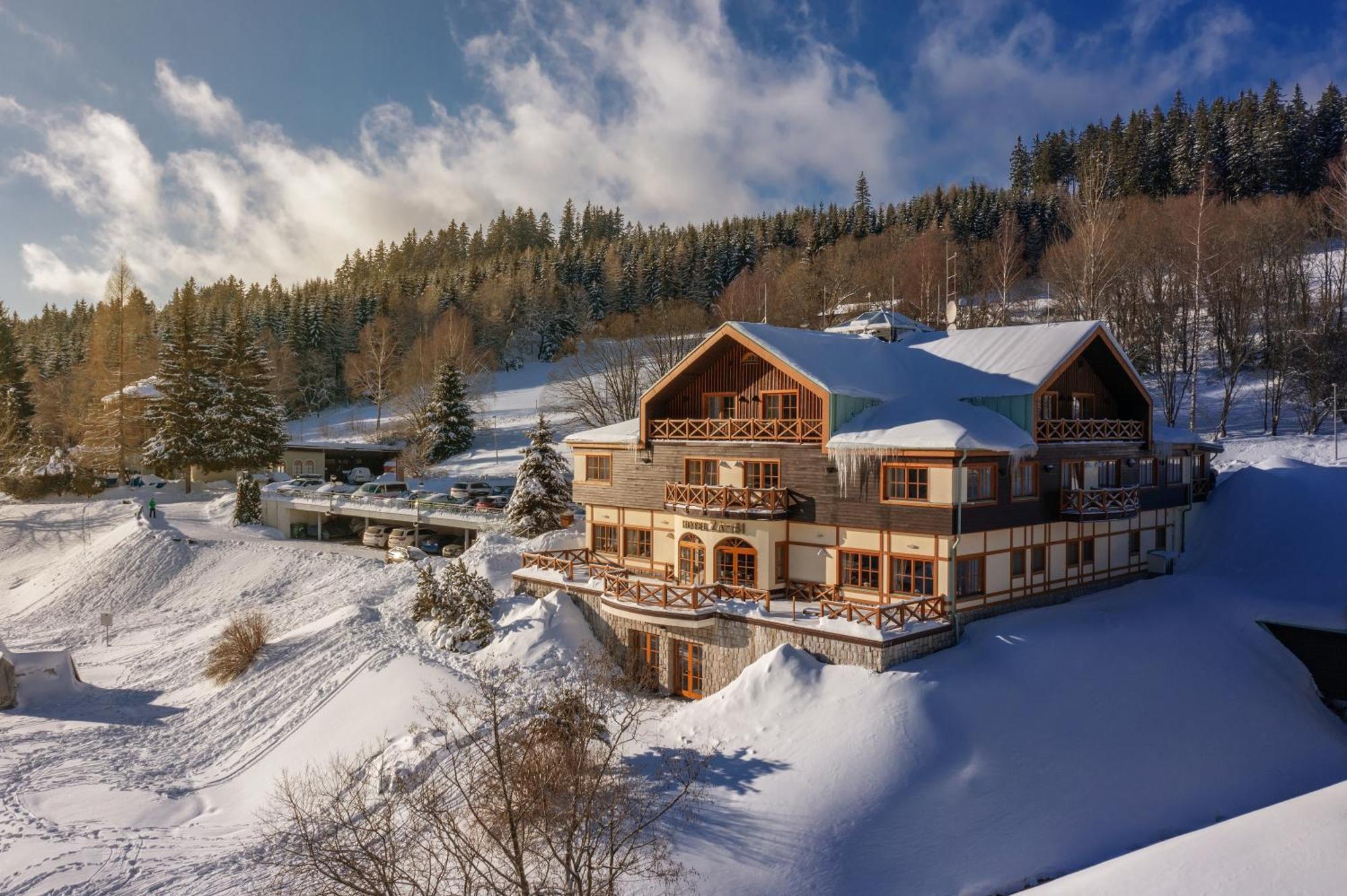 Hotel Zatisi Шпиндлерув-Млин Экстерьер фото