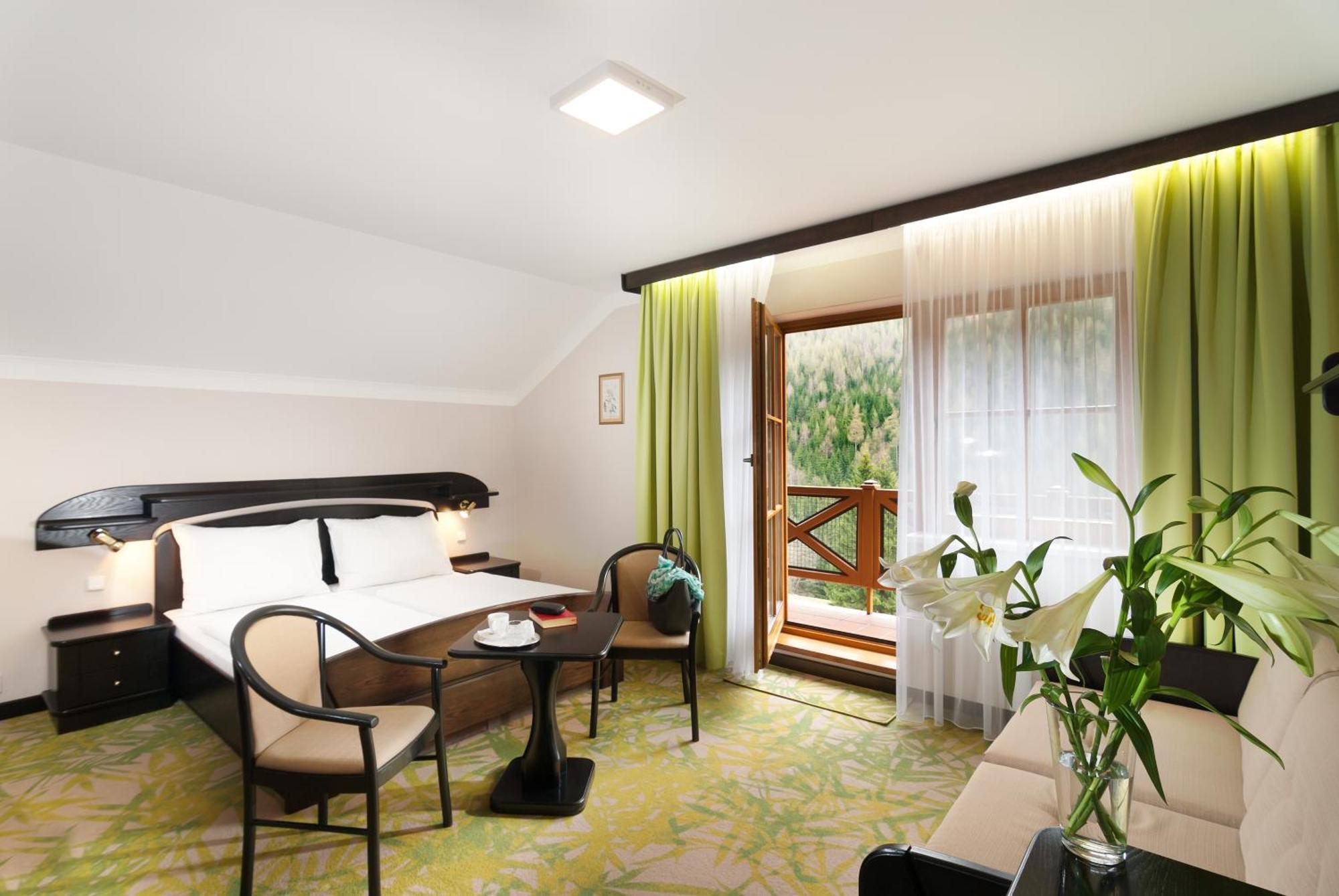 Hotel Zatisi Шпиндлерув-Млин Экстерьер фото