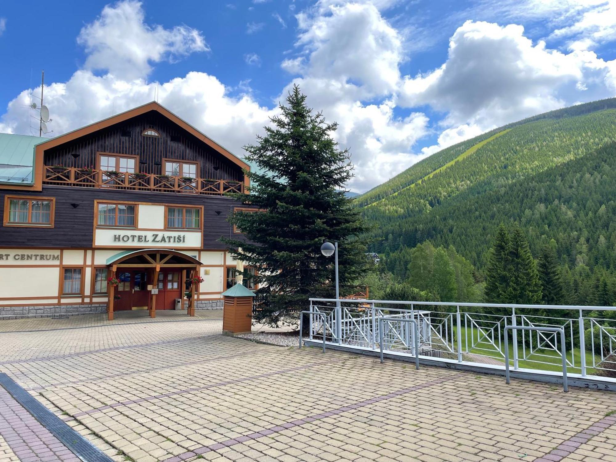 Hotel Zatisi Шпиндлерув-Млин Экстерьер фото