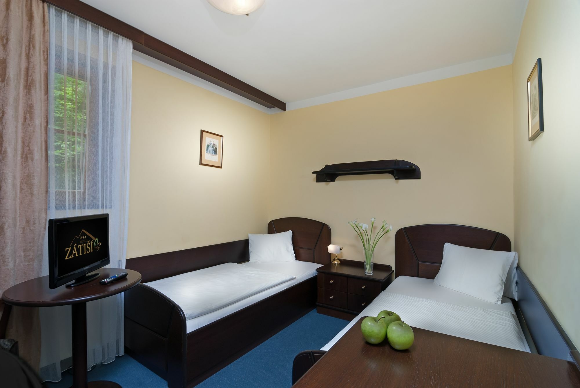 Hotel Zatisi Шпиндлерув-Млин Экстерьер фото